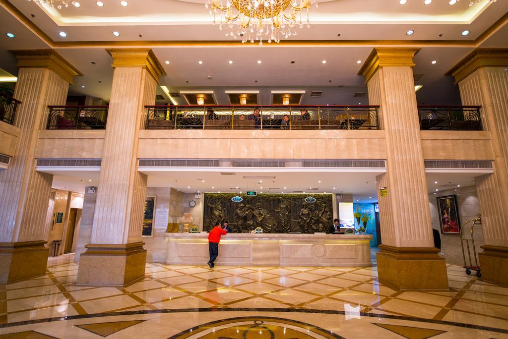 Vienna International Hotel - Expo Branch Shanghái Exterior foto